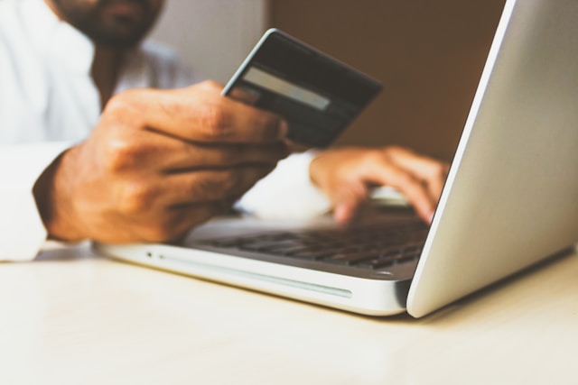 Payment Systems and Transactions in Online Betting Platforms: A Deep Analysis of the UFABET Website