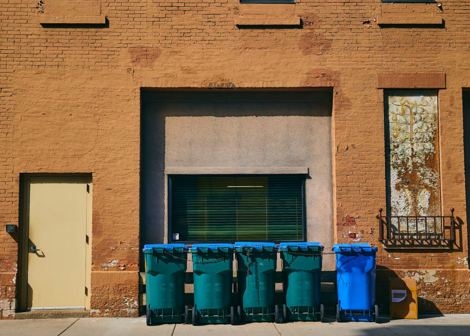 Why Heavy Duty Trash Cans Are Essential for Every Business