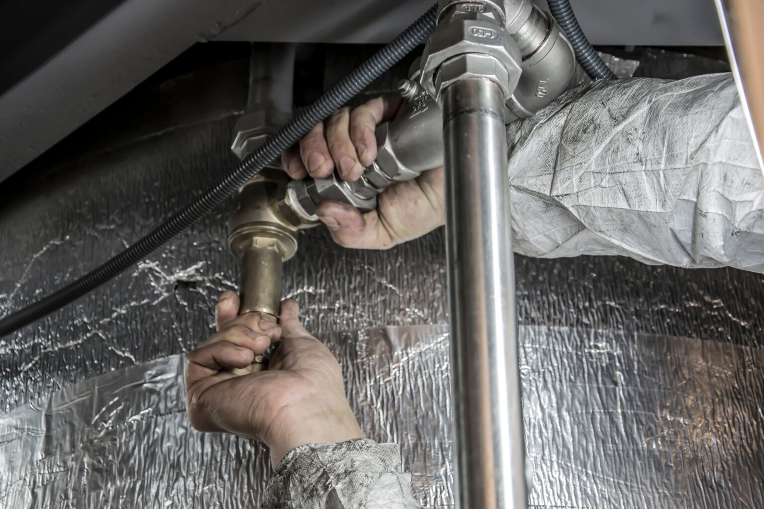 Why Knowing a 24-Hr Plumber Can Save You Time and Money